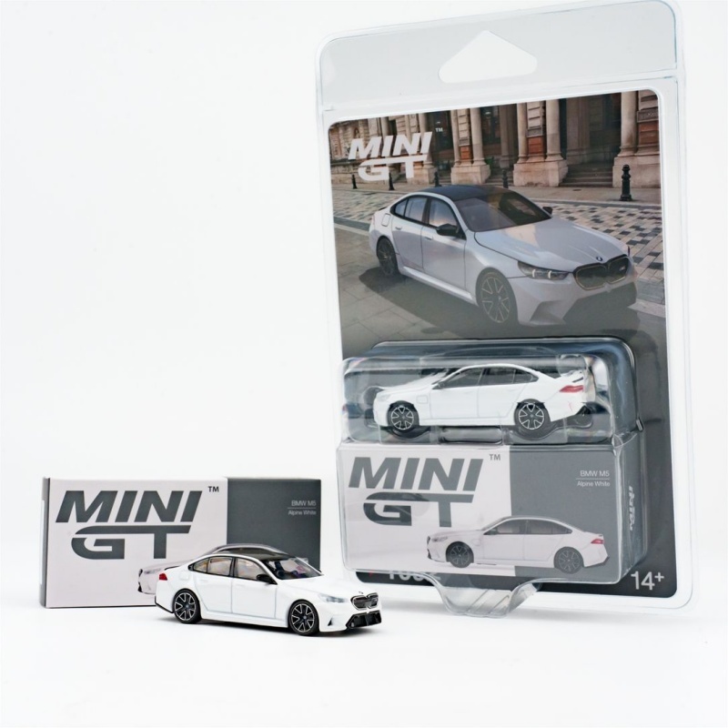 Neu auf Lager: Mini GT 1:64 #  – Mattel Collectible & Vintage Dolls Bewertung und Preis